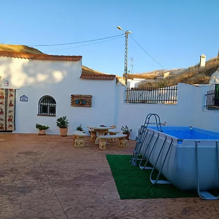 Cueva La Kililla *